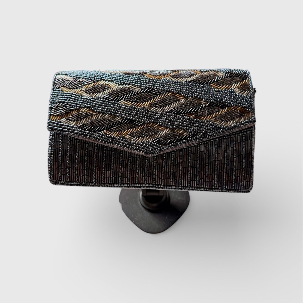 Elegant Black and Brown Beaded Clutch